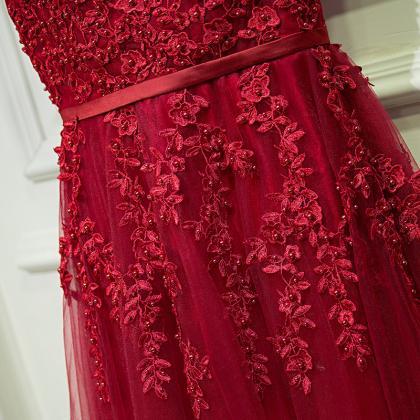 Sleeveless prom dress, charming red..