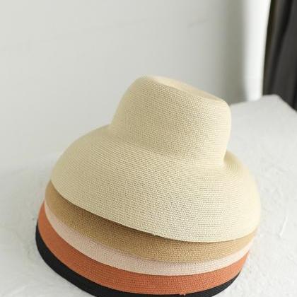 Straw hat with large eave, travel s..