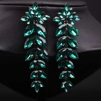 Exaggerated earrings, emerald long ..