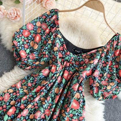 Vintage, Floral Chic Dress, Puffy Sleeves, Loose..