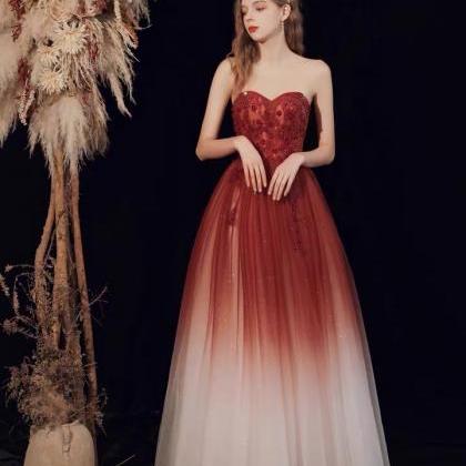 Red Wedding Gown, Temperament, Gradient Elegant..