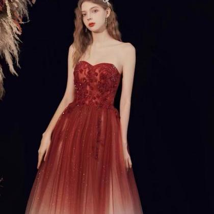 Red Wedding Gown, Temperament, Gradient Elegant..