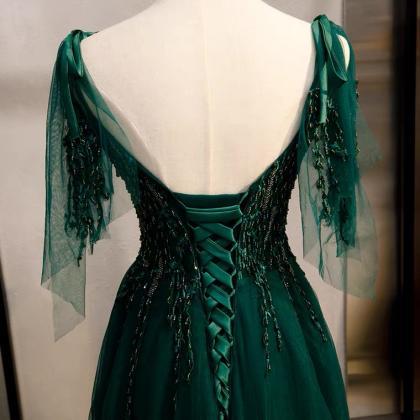 Green Class Evening Dress, V-neck, Trailing..