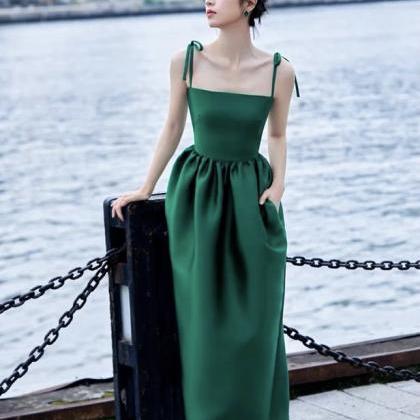  Green birthday evening dress, spag..