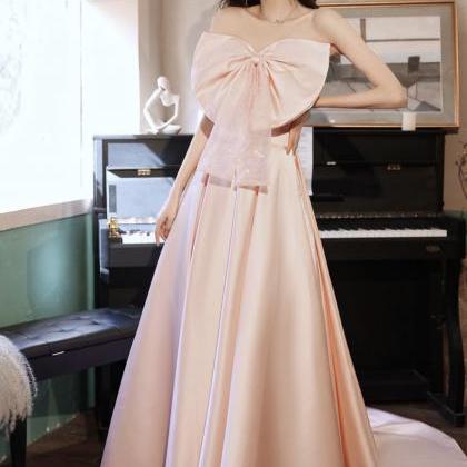 Pink Strapless Bridal Dress , Light Luxury Drag..