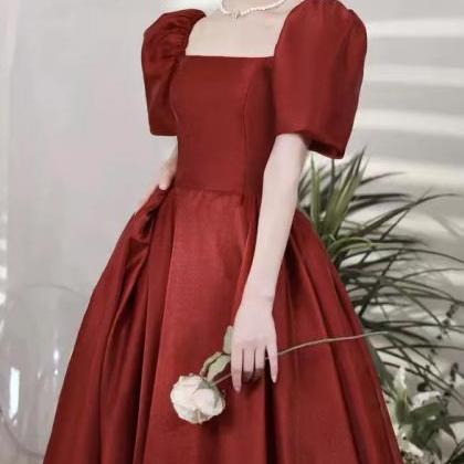 New, cute bubble sleeves prom dress..