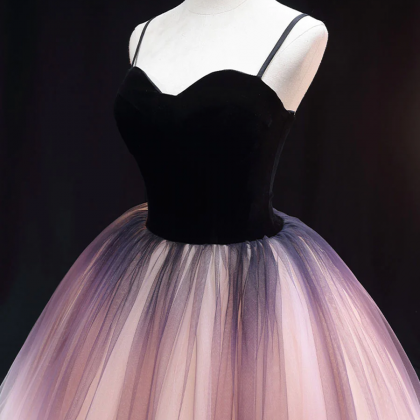 Unique Sweetheart Neck Tulle Long Prom Dress