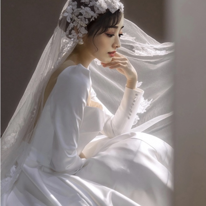 Long Sleeve Bridal Dresses, Pretty White Satin..