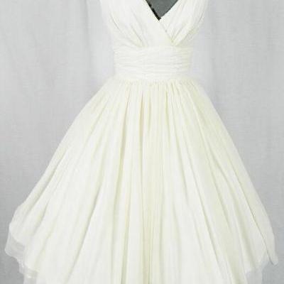 Ivory Simple Short Homecoming Dress,V-Neck Homecoming Dresses, The Charming Chiffon Homecoming Dress