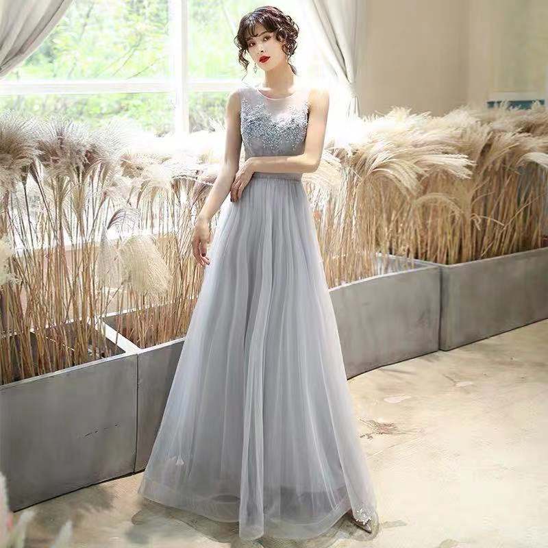 Gray Party Dress Round Neck Evening Dress Tulle Long Prom Dress Backless Applique Formal Dress