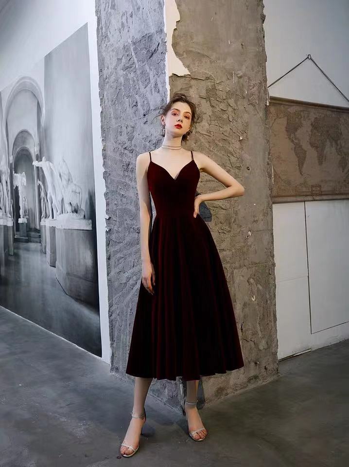 wine homecoming dress Strapless Long Sleeves Short Burgundy Prom Dresses, Short Wine Red For –  Eip Collection main image 1