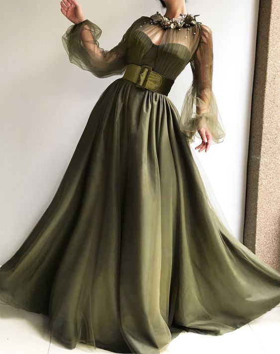 O-neck Formal Prom Dresses Long Sleeve Prom Dress A-line Party Dress Beads Celebrity Party Gowns Dubai Tulle Sweep Train Evening Dress
