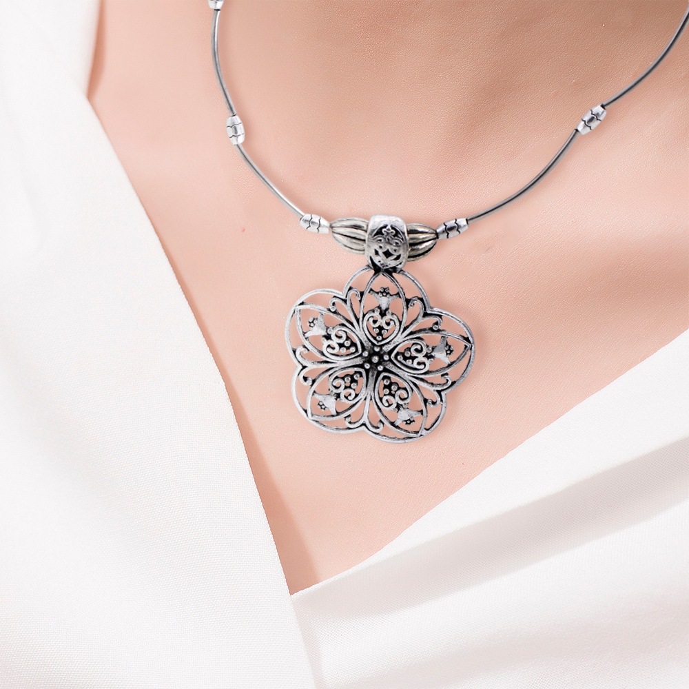Personality, hollow-out flower necklace jewelry, fashion ethnic style, sweater necklace
