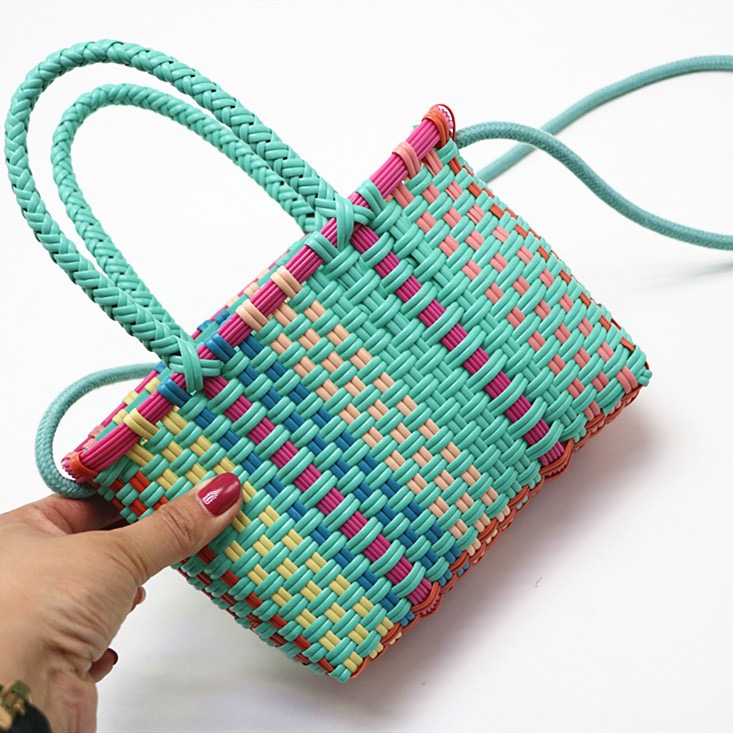New style, children's handbag, one-shoulder woman's woven bag, beach straw woven bag