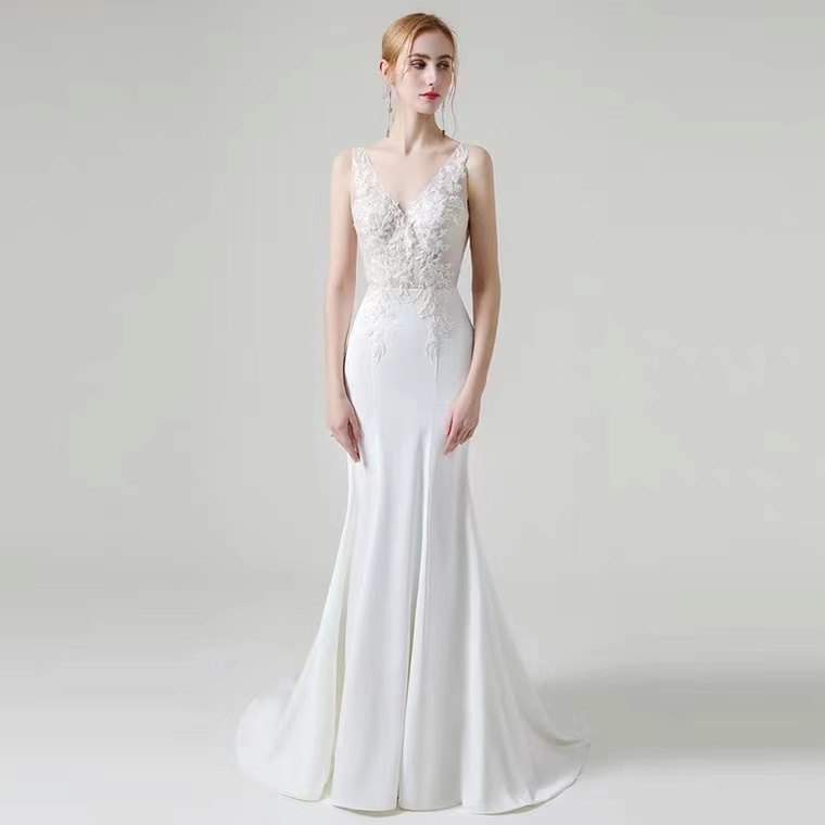 Deep V Neck, Lace Buttock Satin Mermaid Light Wedding Dress, Simple Veil Dress With Tail,custom Made