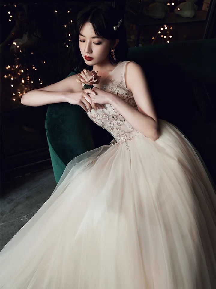 Sleeveless Evening Dress, Elegant Party Dress With Applique,custom Made