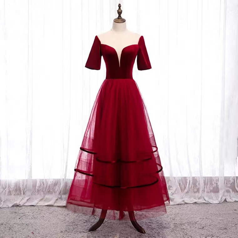 V-neck Prom Dress, Red Daily Dress, Temperament Homecoming Dress,birthday Party Dress,custom Made