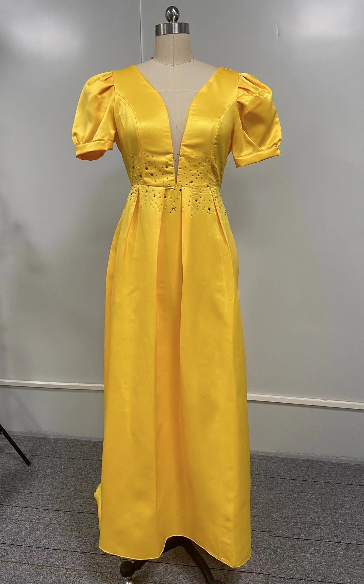 Yellow prom dresses,v-neck evening dresses, satin prom dresses,custom made