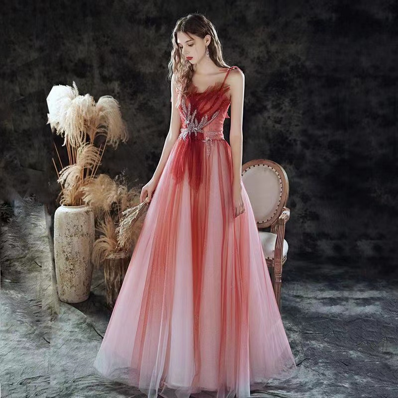 Red evening dress, light luxury prom dress, spaghetti strap party dress,custom made