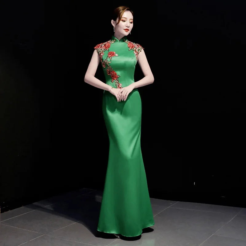 green cheongsam dress Emerald Xiang Yun Silk Sleeveless Qipao
