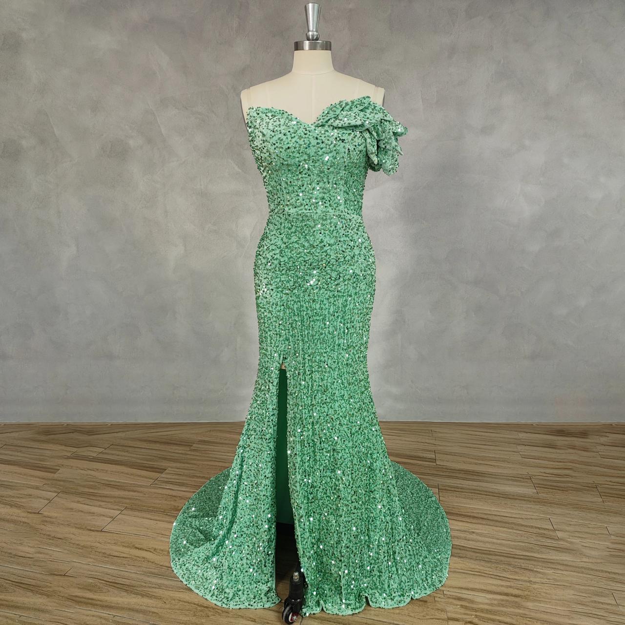 Stunning Green Off-shoulder Sequin Evening Gown on Luulla