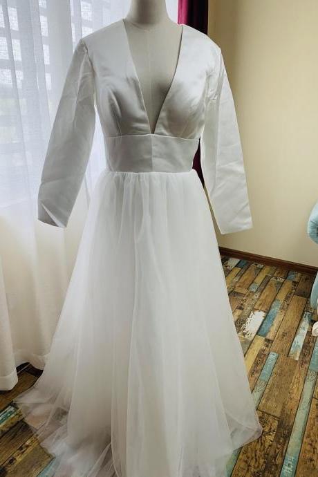 Long Sleeve Wedding Dress, V-neck Bridal Dress ,simple Wedding Dress,