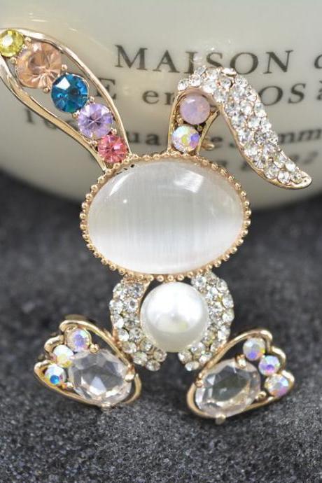 Opal pearl color diamond rabbit, women's top grade zircon brooch , suit brooch, direct sales