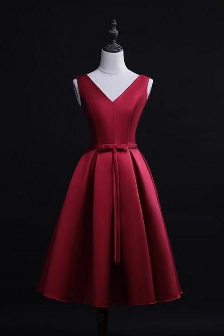 Red Graduation Gown, V-neck Homecoming Dress,custom Made