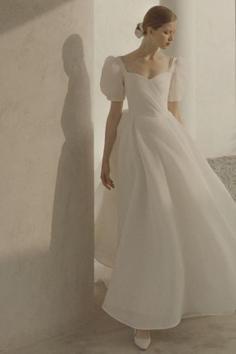 Bubble sleeve light wedding dress, simple, atmospheric wedding dress,Custom made