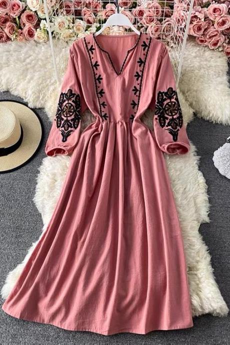 Vintage style, elegant, art travel shoot dress, heavy embroidery flower beach dress, loose high waist lantern sleeve dress