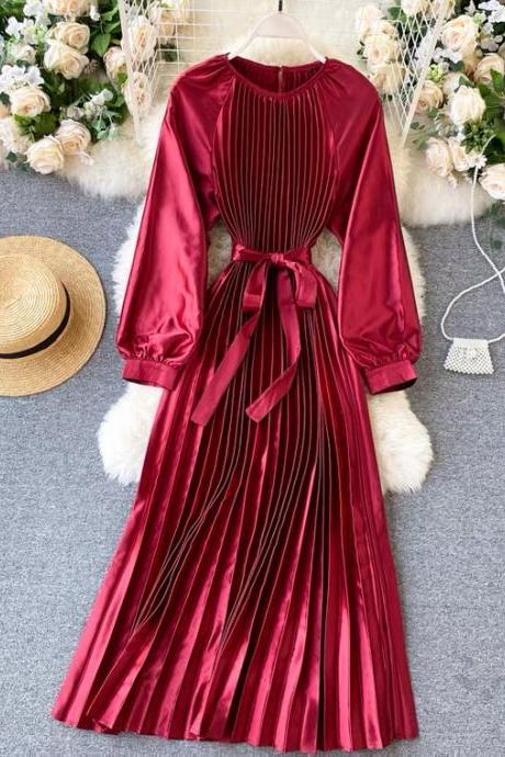 Light Luxury Lady Dress, Pleated Design Sense, Pleated Mid-length Satin Texture Dress