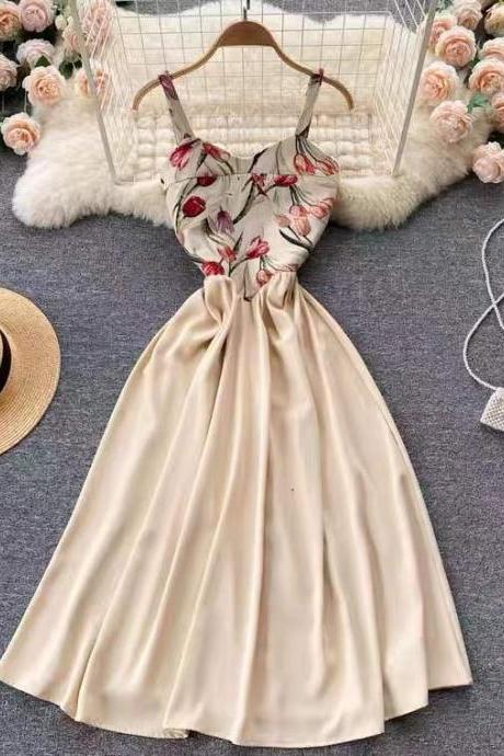 Temperament bottom floral halter dress, vintage, super fairy gentle midi dress